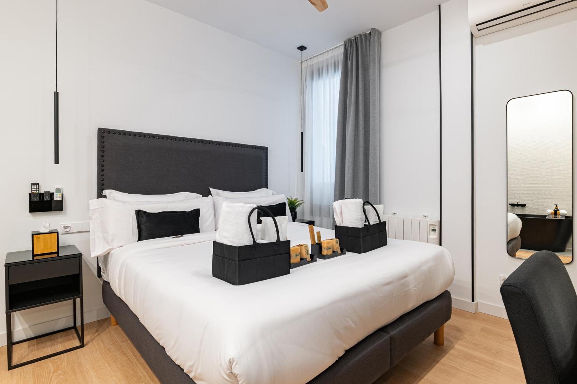 Honey Apartment In The Center Of Madryt Zewnętrze zdjęcie
